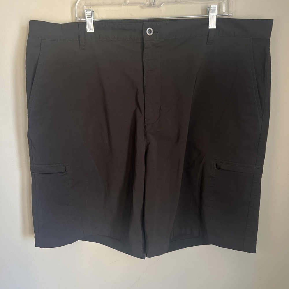 Chaps Men's Pre-owned Shorts Black  Flat Front Size 42